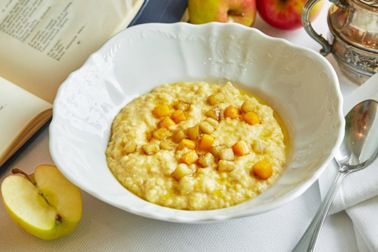 Millet Porridge with Pumpkin and Apples in Milk