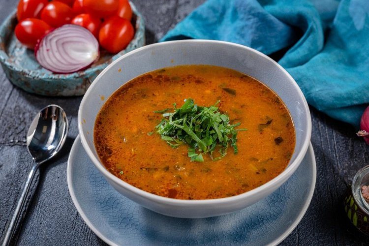 Tomato Soup with Pork Tongue and Rice