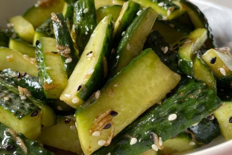 Pepinos al estilo coreano