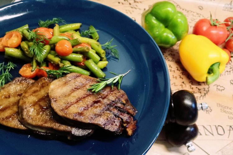 Grilled Beef Tongue in Soy Sauce