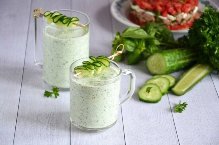 Joghurt-Sellerie-Shake