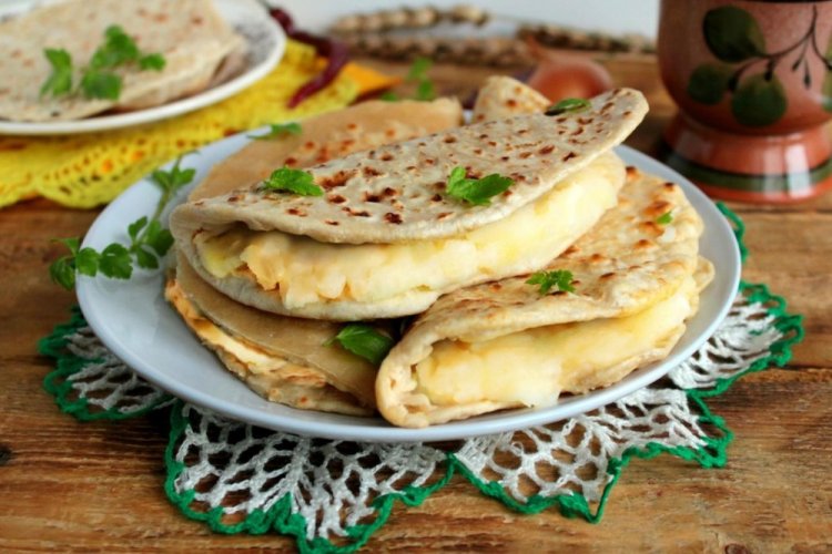 Classic Kystybyi with Potatoes