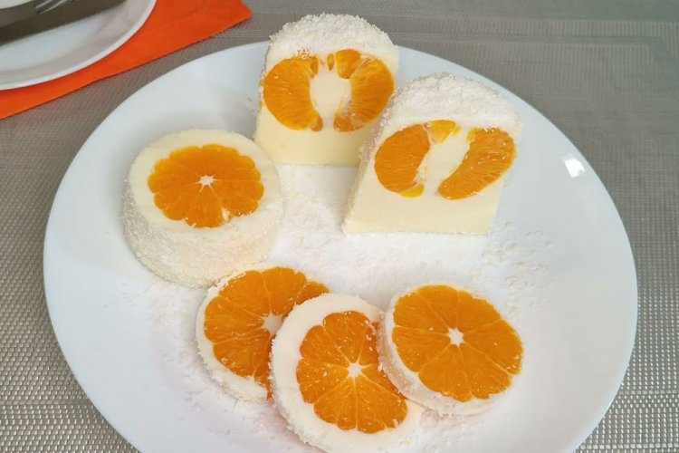 Yogurt Jelly with Mandarins