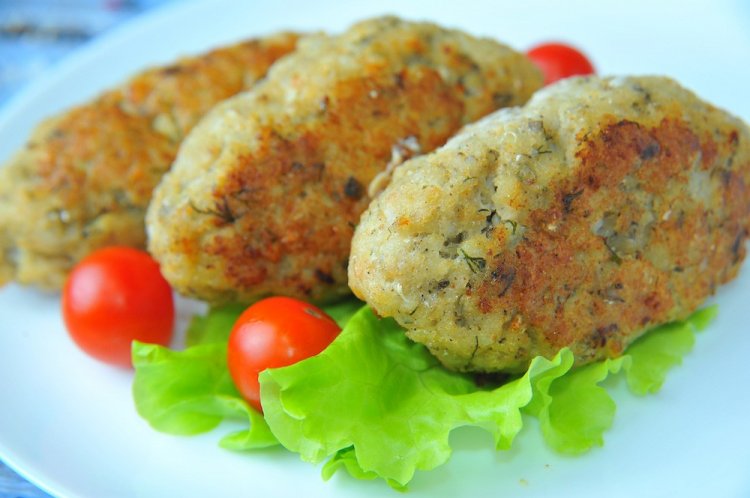 Heilbutt-Frikadellen mit Kartoffeln