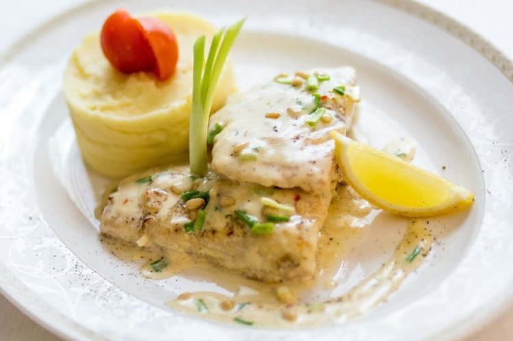 Heilbutt in Mayonnaise-Senf-Marinade