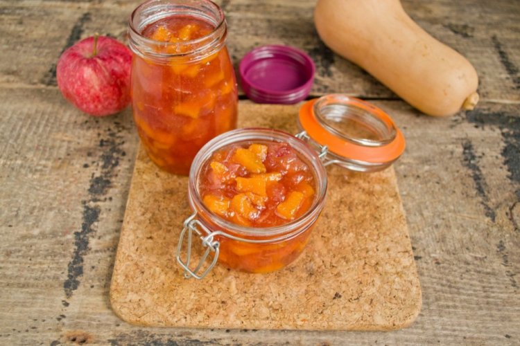 Mermelada de calabaza con naranja y manzanas