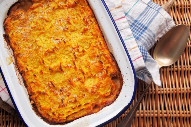 Pastel de zanahoria con carne picada y queso