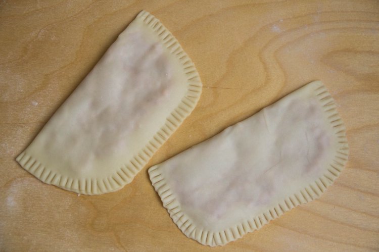 Tschebureki mit Fleisch – klassisches Rezept