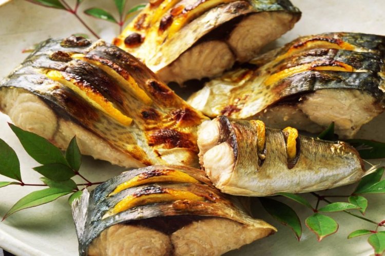 Mackerel with Orange in Foil in the Oven