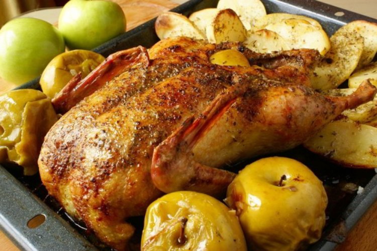 Duck with Apples for New Year's