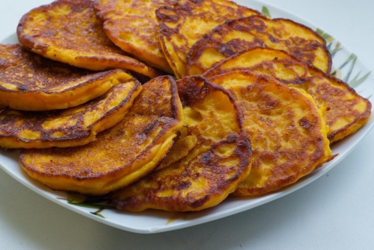 Pumpkin Fritters with Cheese