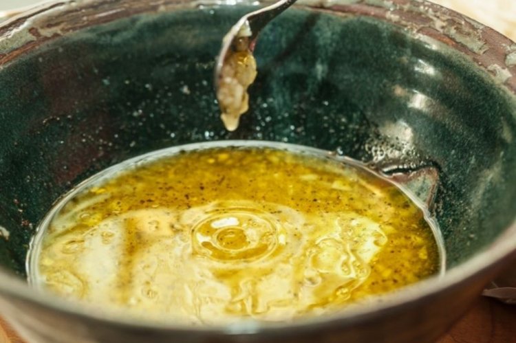Adobo de miel y mostaza para alitas de pollo