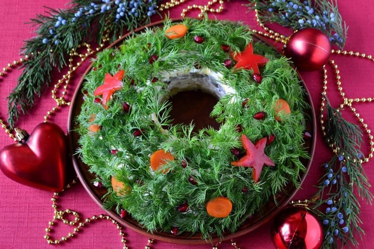Ensalada «Corona de Navidad»