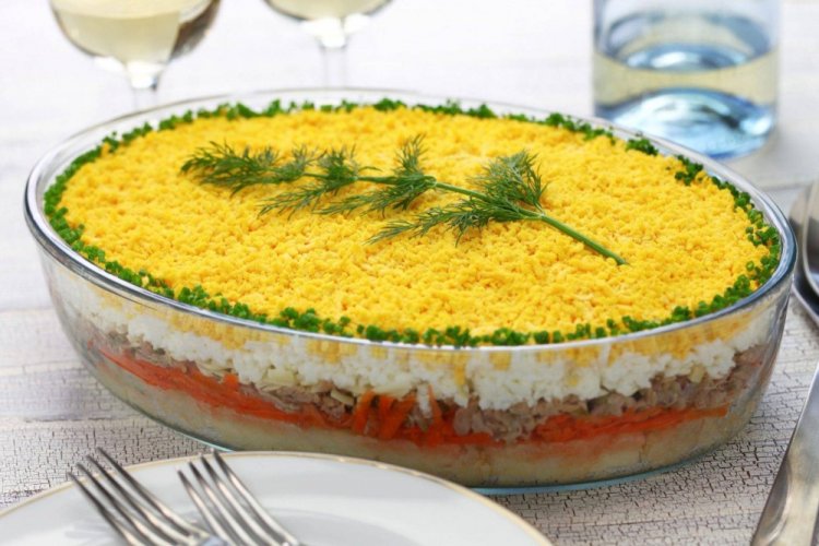 Mimosa Salad with Butter