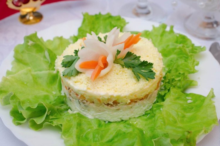 Mimosa Salad with Chicken