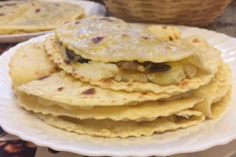 Kystybyi with Potatoes and Mushrooms