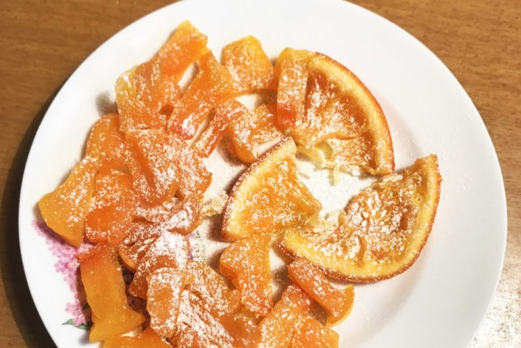 Kandierter Kürbis mit Apfel und Zitrone