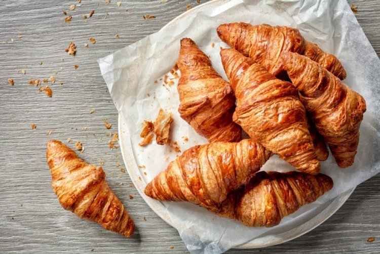 Puff Pastry Croissants with Banana