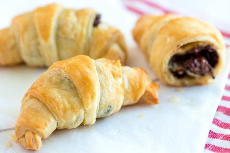 Puff Pastry Croissants with Nutella