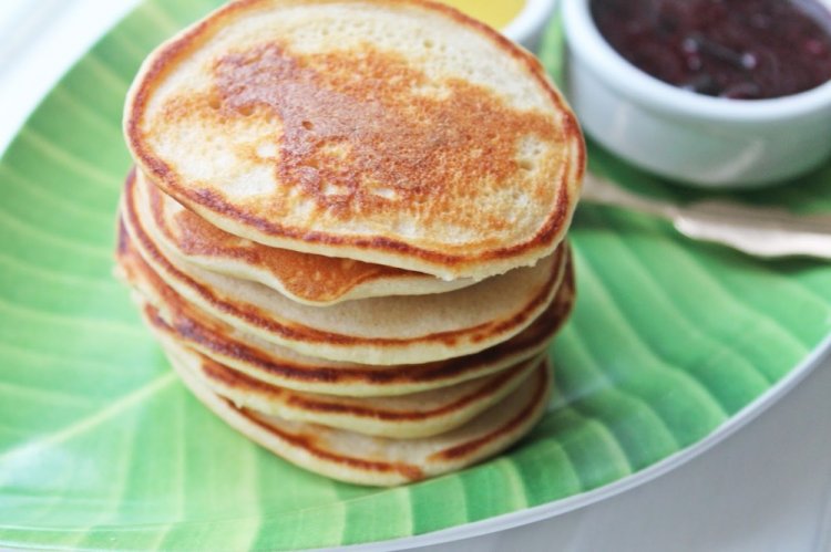 Pfannkuchen mit Kefir und Reismehl