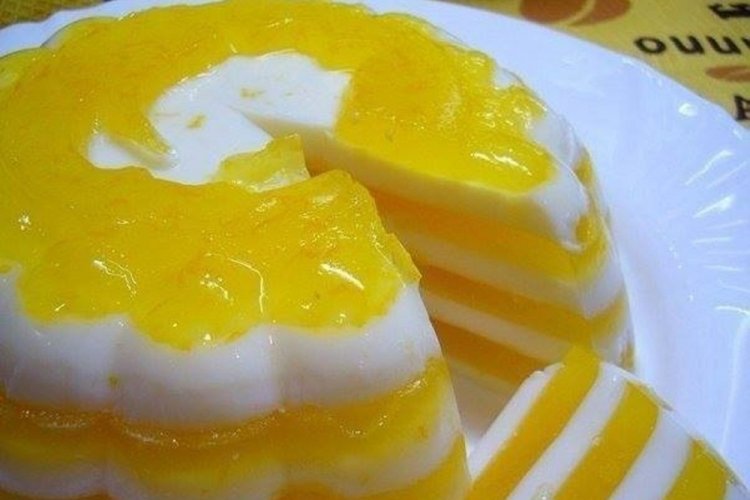 Milch-Orangen-Gelee
