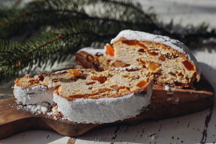 Weihnachtsstollen