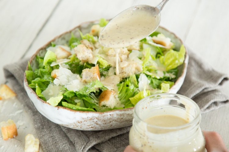 Aderezo para Ensalada César con aceitunas