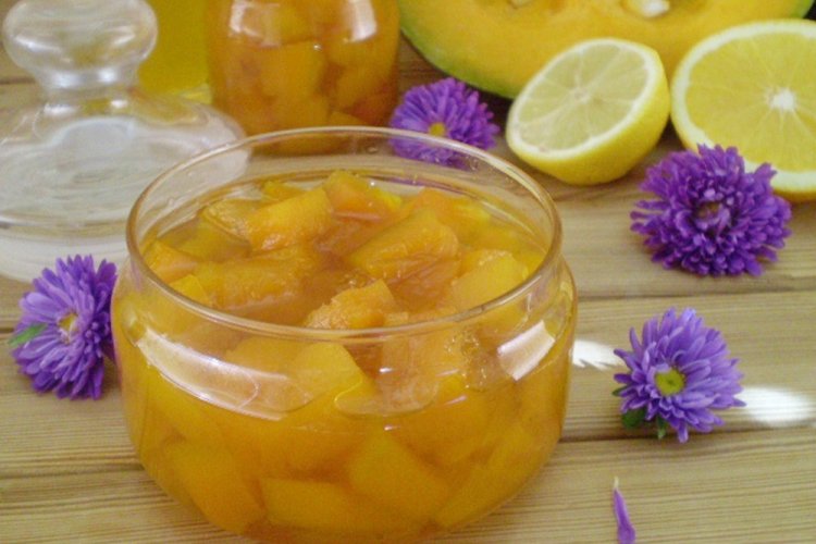 Pumpkin and Lemon Jam with Sugar