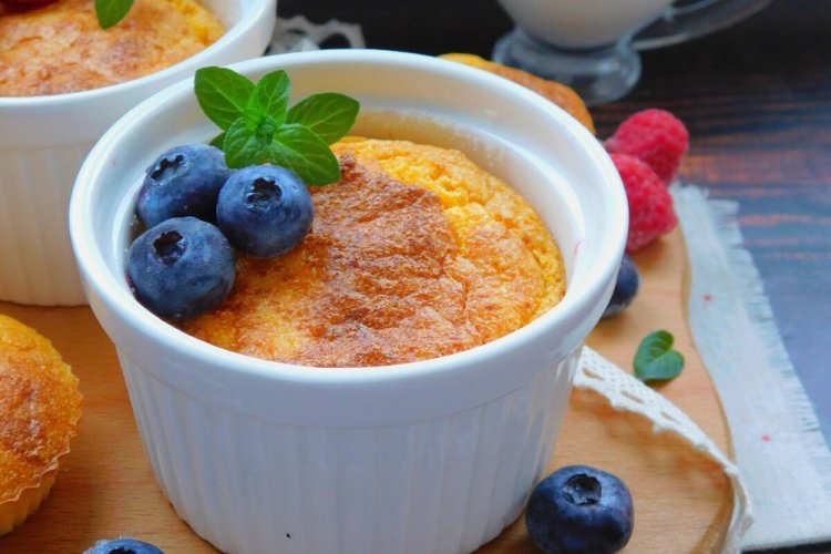 Soufflé de requesón con yogur