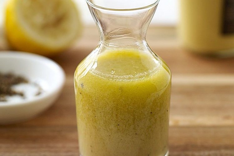 Aderezo para vinagreta con yema de huevo