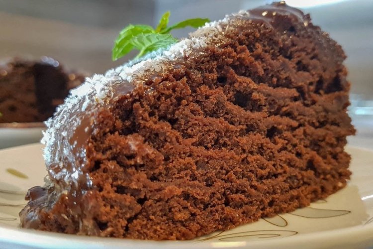 Schokoladenkuchen mit Kokosmilch