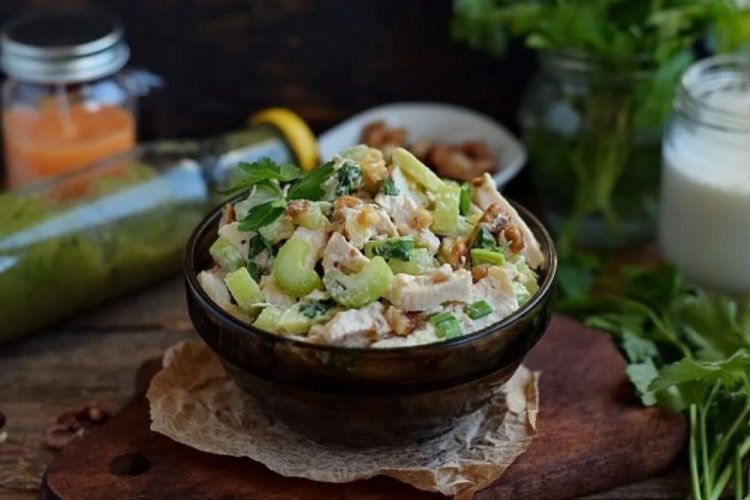 Healthy Chicken and Celery Salad