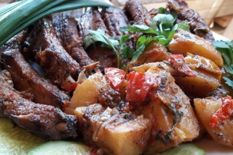 Costillas de cerdo con salsa de soja en bolsa de asar