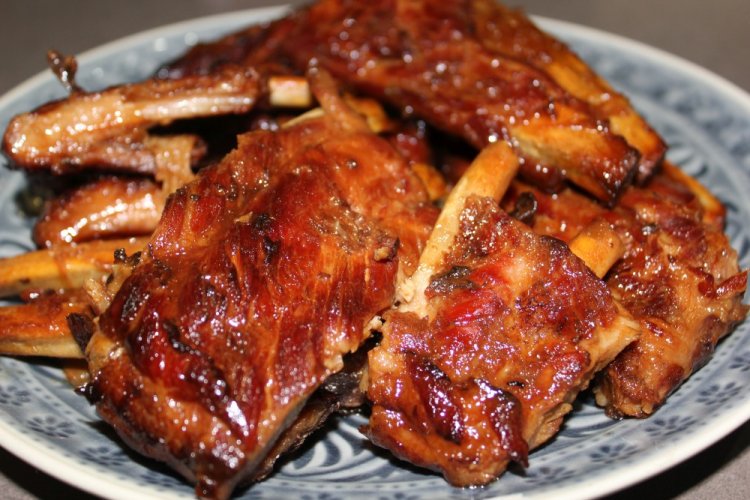 Costillas de cerdo con salsa de soja al horno