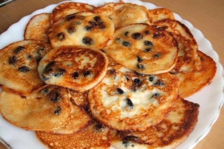 Kefir Pancakes with Prunes