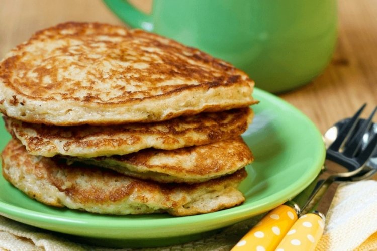 Kefir Pancakes with Rolled Oats