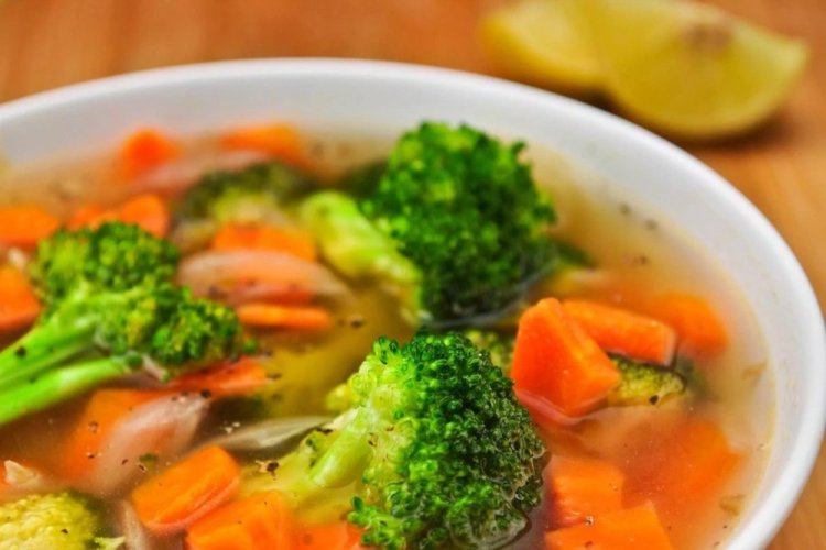 Broccoli and Apple Soup