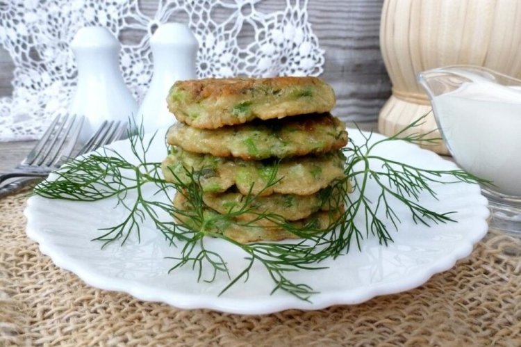 Tortitas con leche y hierbas