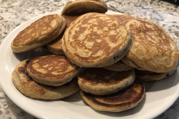 Tortitas con leche y copos de avena
