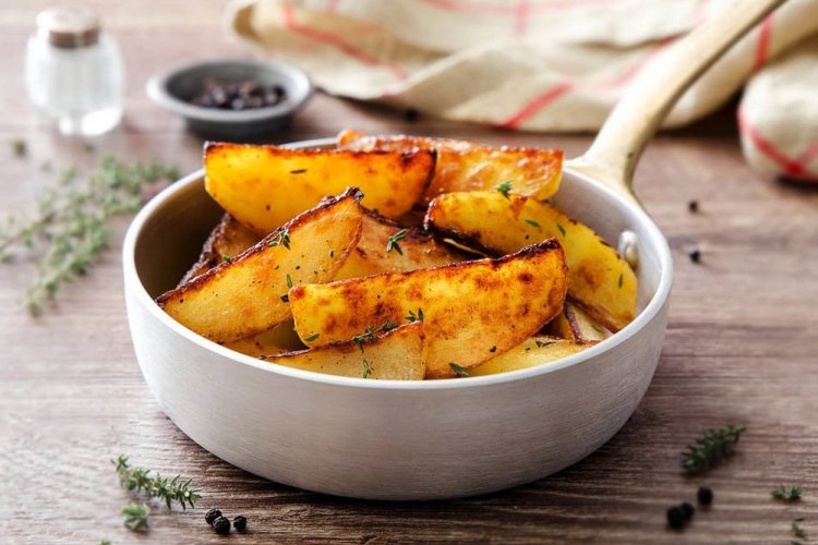 Patatas rústicas con ajo