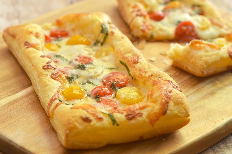 Mini Pizza from Puff Pastry