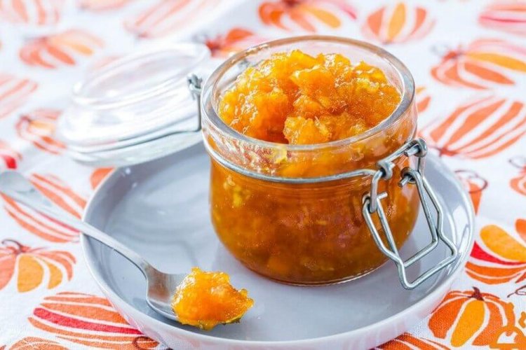 Pumpkin and Dried Apricot Jam in a Multicooker