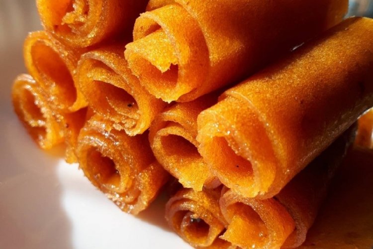 Kürbispastila mit Nüssen