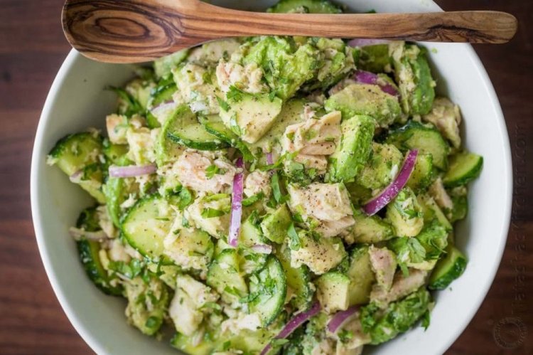 Apple, Avocado, and Tuna Salad