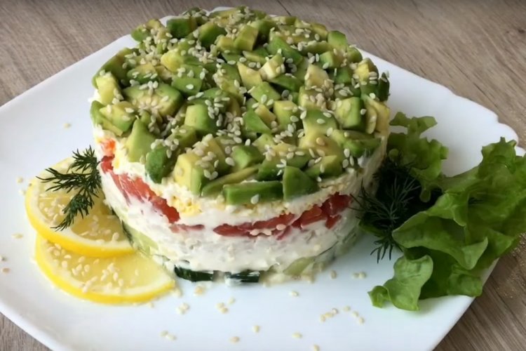 Rice, Avocado, and Tuna Salad