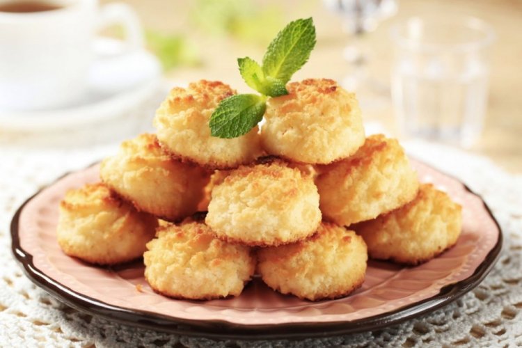 Kokosplätzchen aus dem Ofen