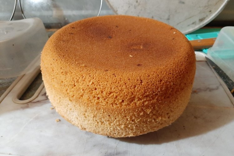 Skillet Sponge Cake