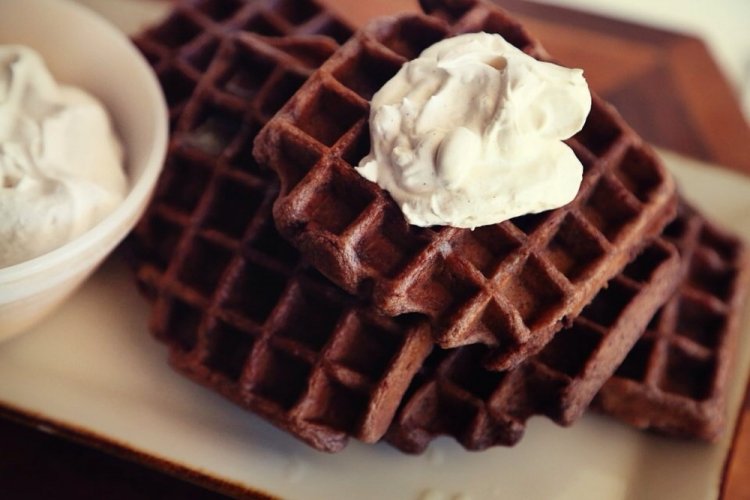 Schokoladen-Belgische Waffeln