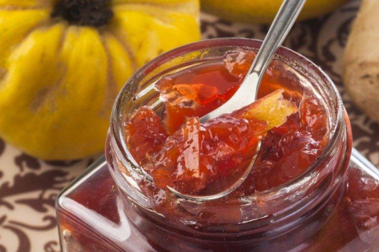 Quittenmarmelade mit Orange