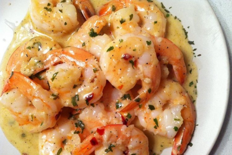 Fried Shrimp in Cream and Soy Sauce